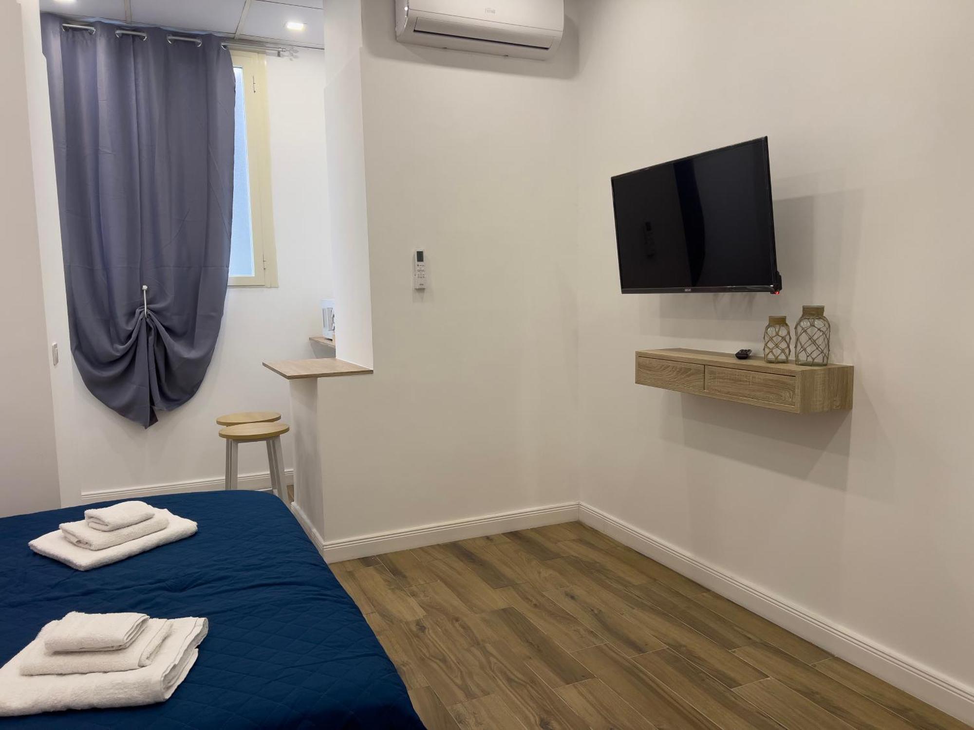 Aura Guest house